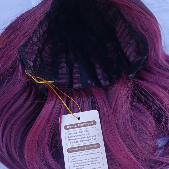 NWT Burgundy synthetic wig with hair net - Picture 9 of 10